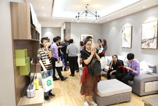 2017年廣州定制家居展圓滿收官，德(dé)維爾再踏新(xīn)征程！